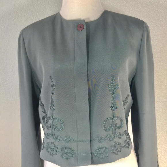 Design by PAT ARGENTI 💯 % silk jacket - Picture 2 of 6